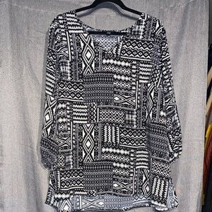 Mario Serrani Geometric Black and White Blouse